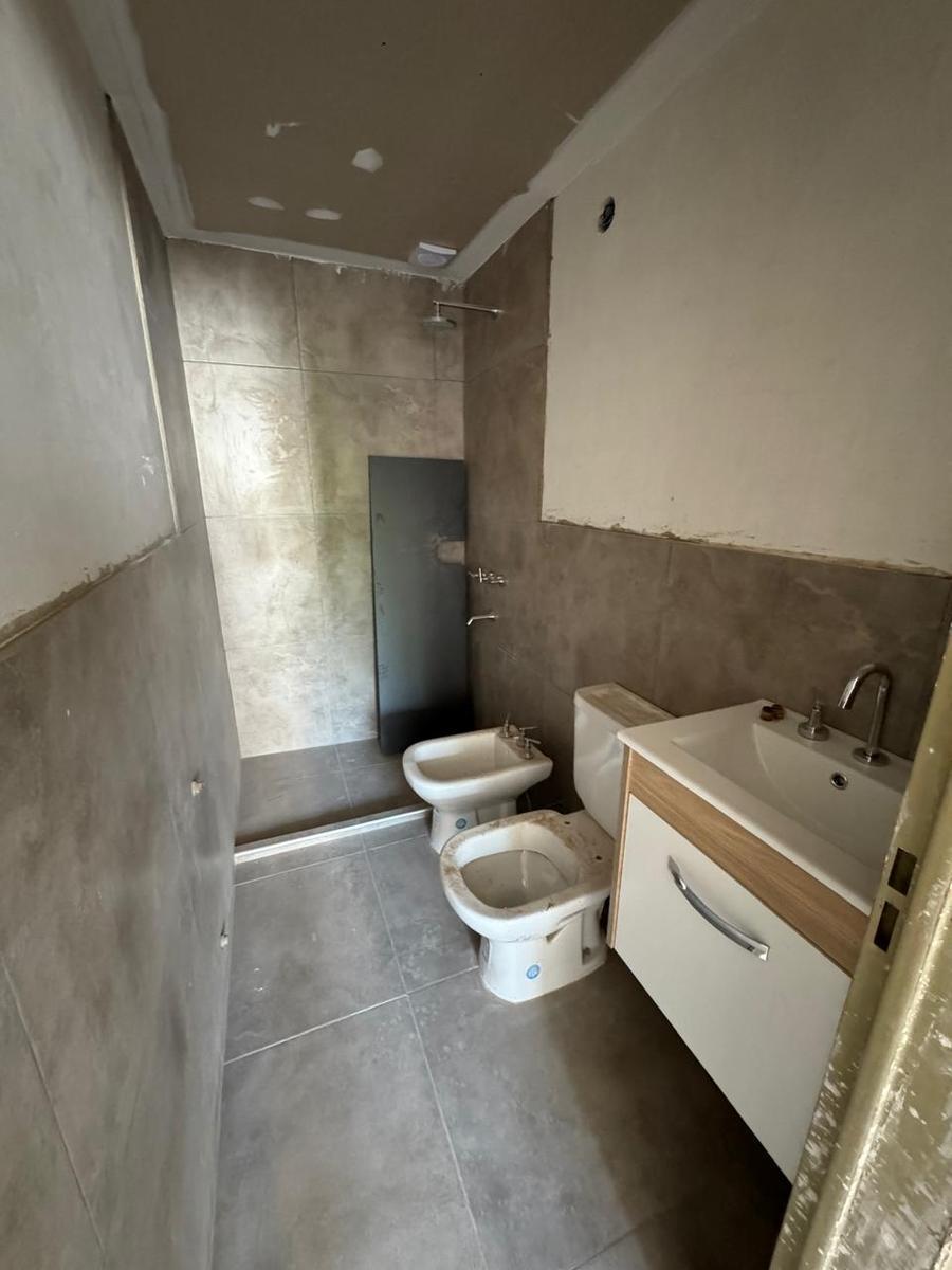 Arguello Venta Departamento 2 Dorm. 2 Baños con Cochera