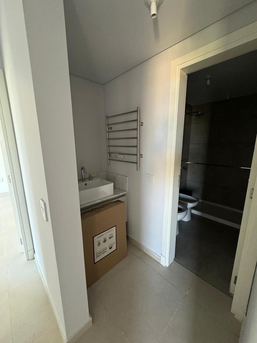 Opera Park departamento en Venta 1 dormitorio con amplio blancón