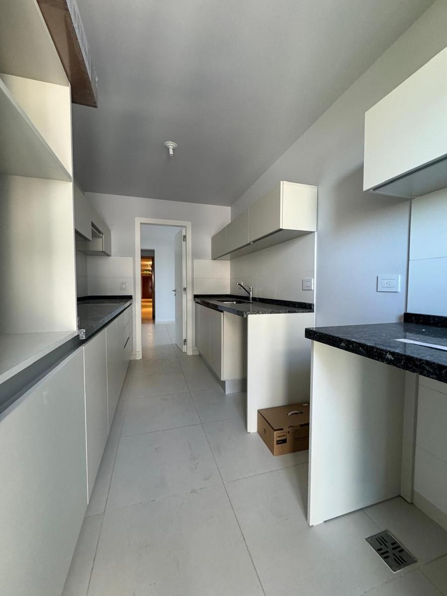 Departamento en Venta 2 dor  con Cochera en Condominio Opera Park