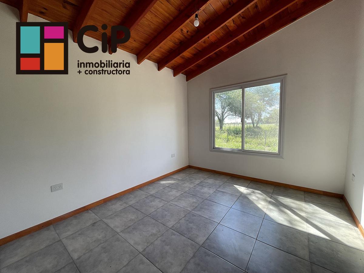 Dos Casas en Venta en Villa de Merlo San Luis 2