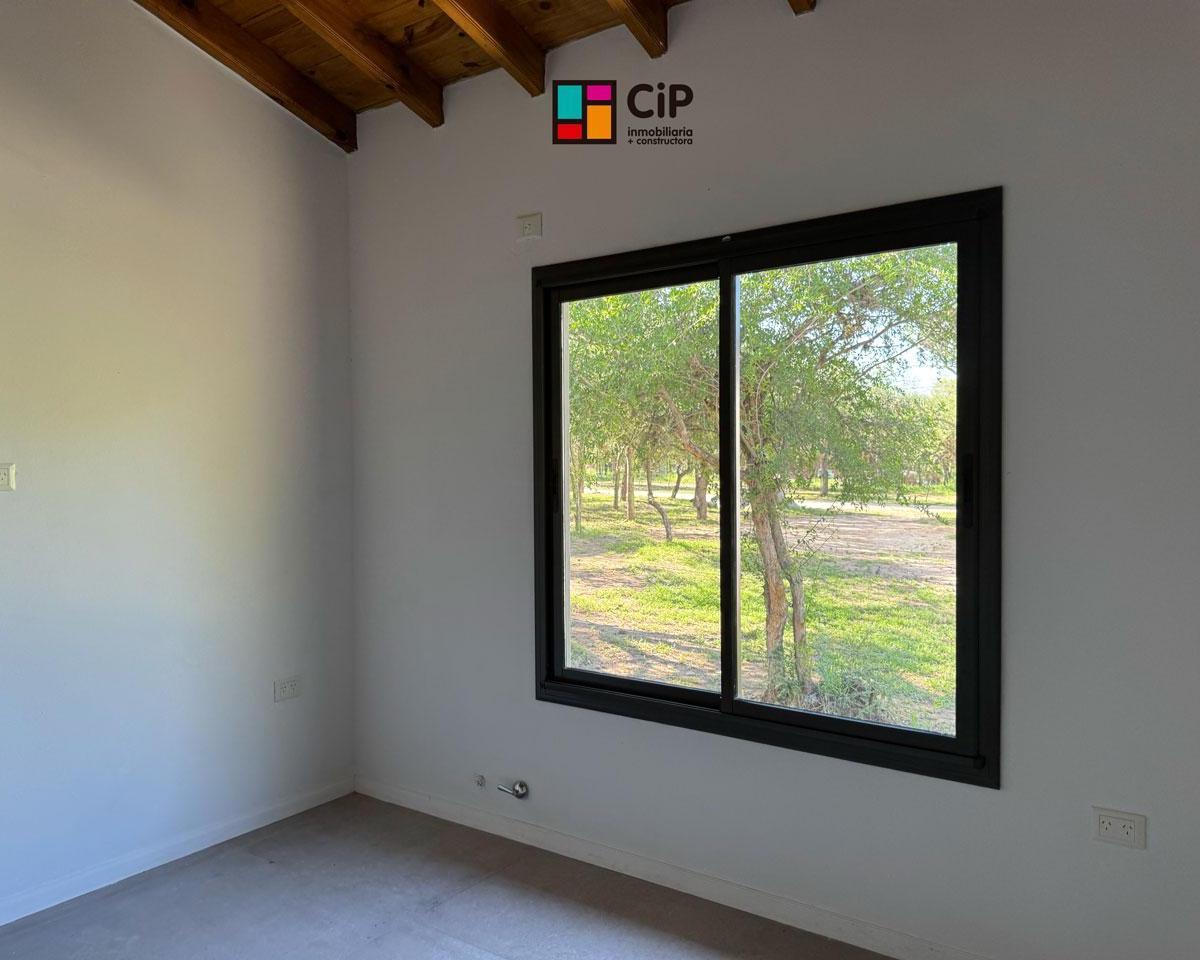 Venta de casa en Carpinteria a minutos De la Villa de Merlo