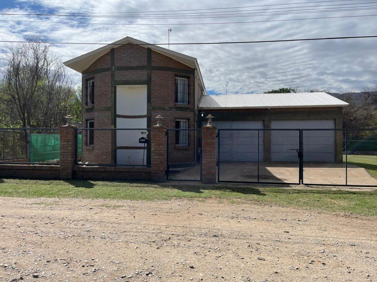 ¡Oportunidad en Carpintería, San Luis! Dos Casas en venta