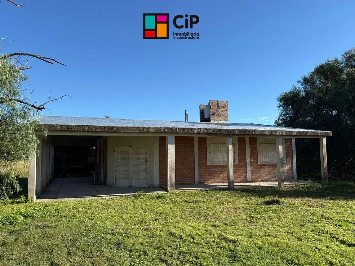 Casa en venta en Villa Larca sobre Ruta 6 4