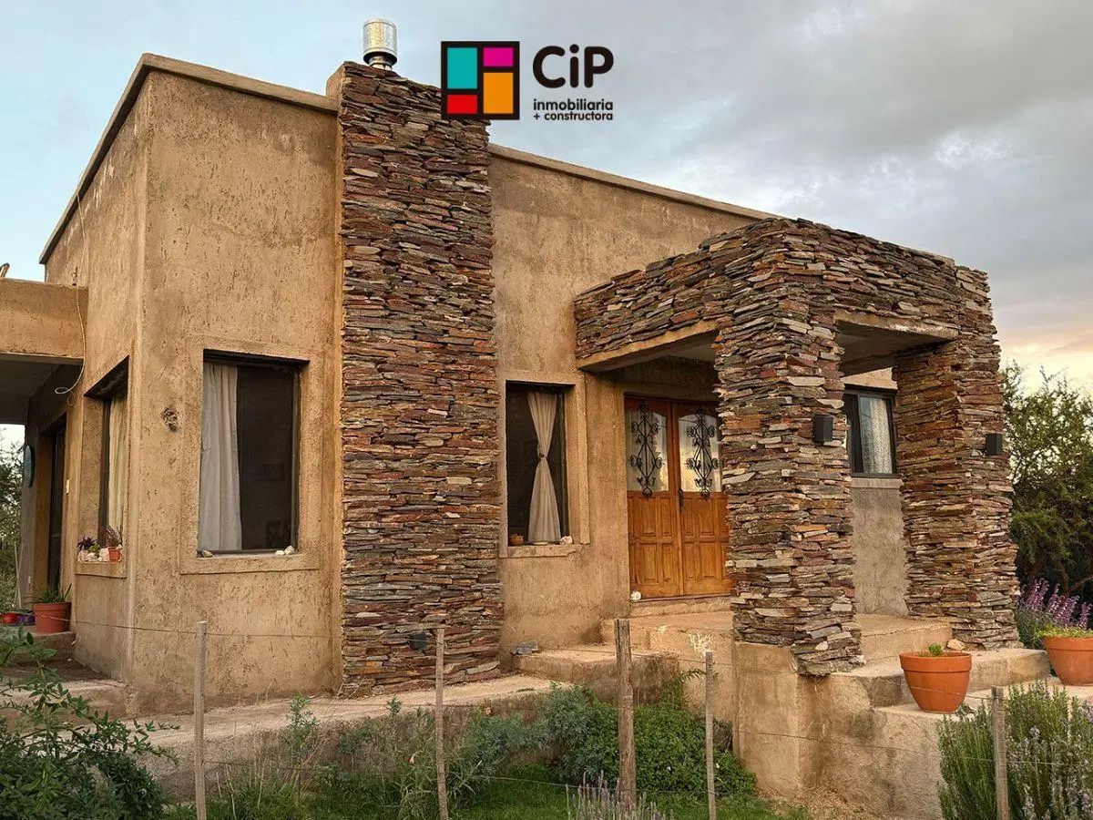 Casa en venta en La Eloisa Carpinteria 3