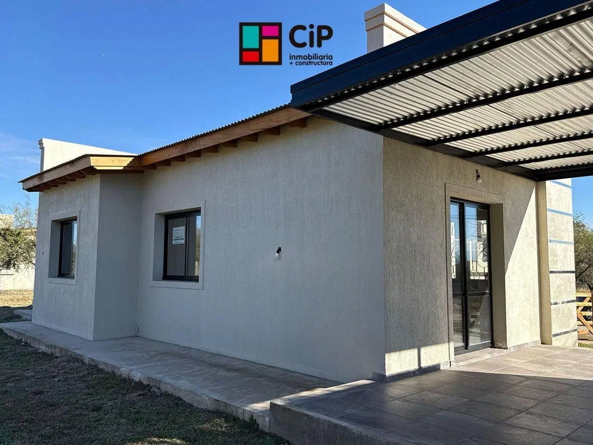 Casa a estrenar en venta en Merlo, a mts de Ruta 5
Casa en esquina con hermosas vistas 4