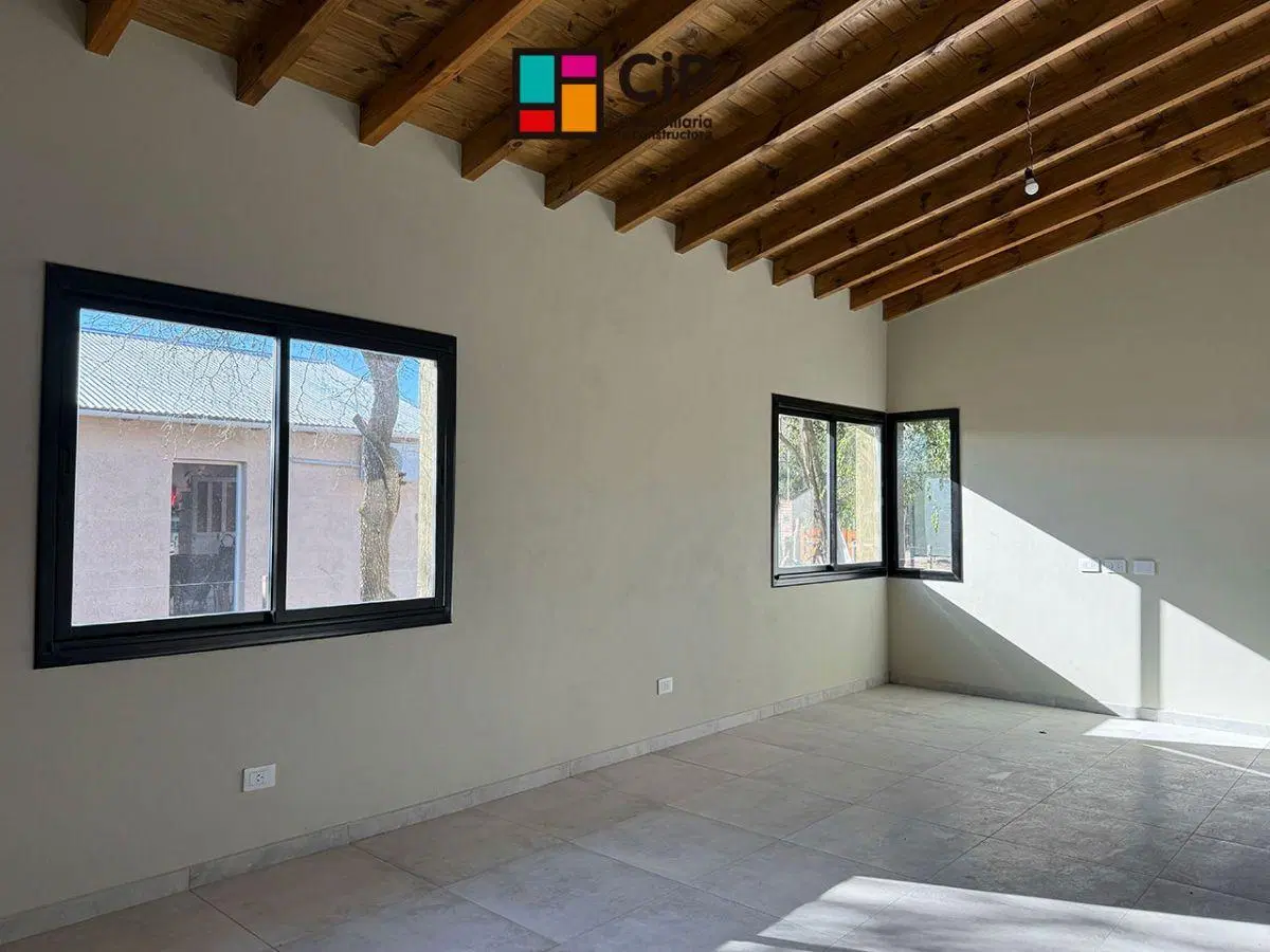 Casa en venta en Merlo a 10 minutos del Centro
A cuadras de la Escuela Técnica 3