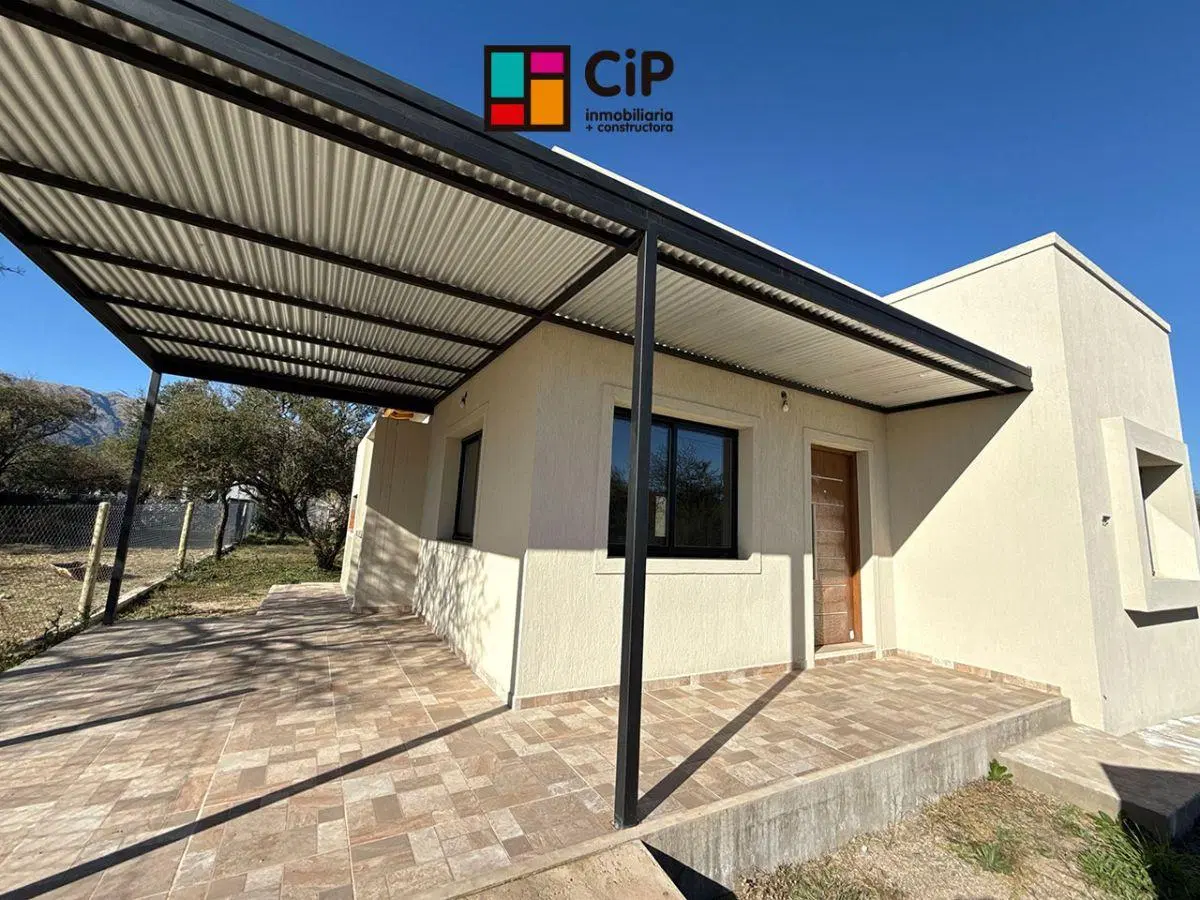 Casa a estrenar en venta a minutos de Escuela Técnica
A minutos de la plaza principal 5