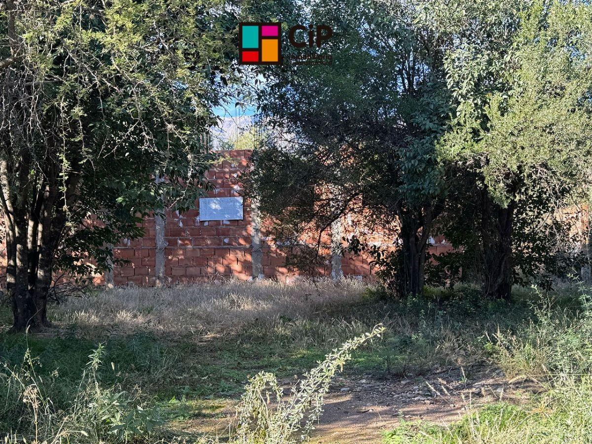 Foto de Terreno con construcción a terminar en Carpintería A pocas cuadras de, imagen 2