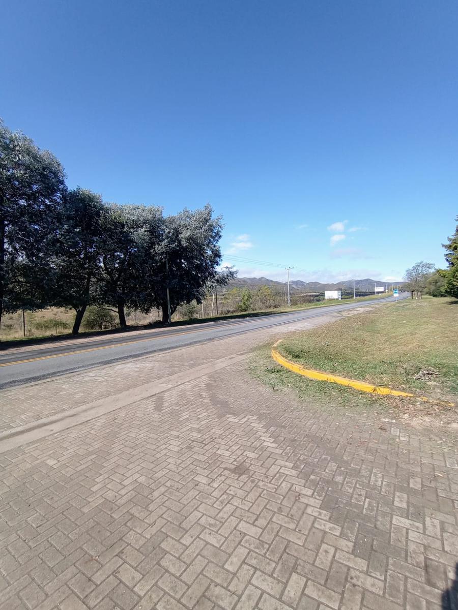 Terreno en Los Reartes 4
