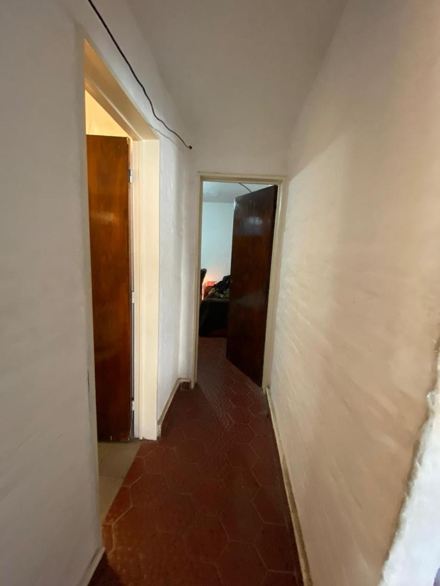 Departamento en Venta de Dos Dorm. con Patio en Barrio Rosedal 2