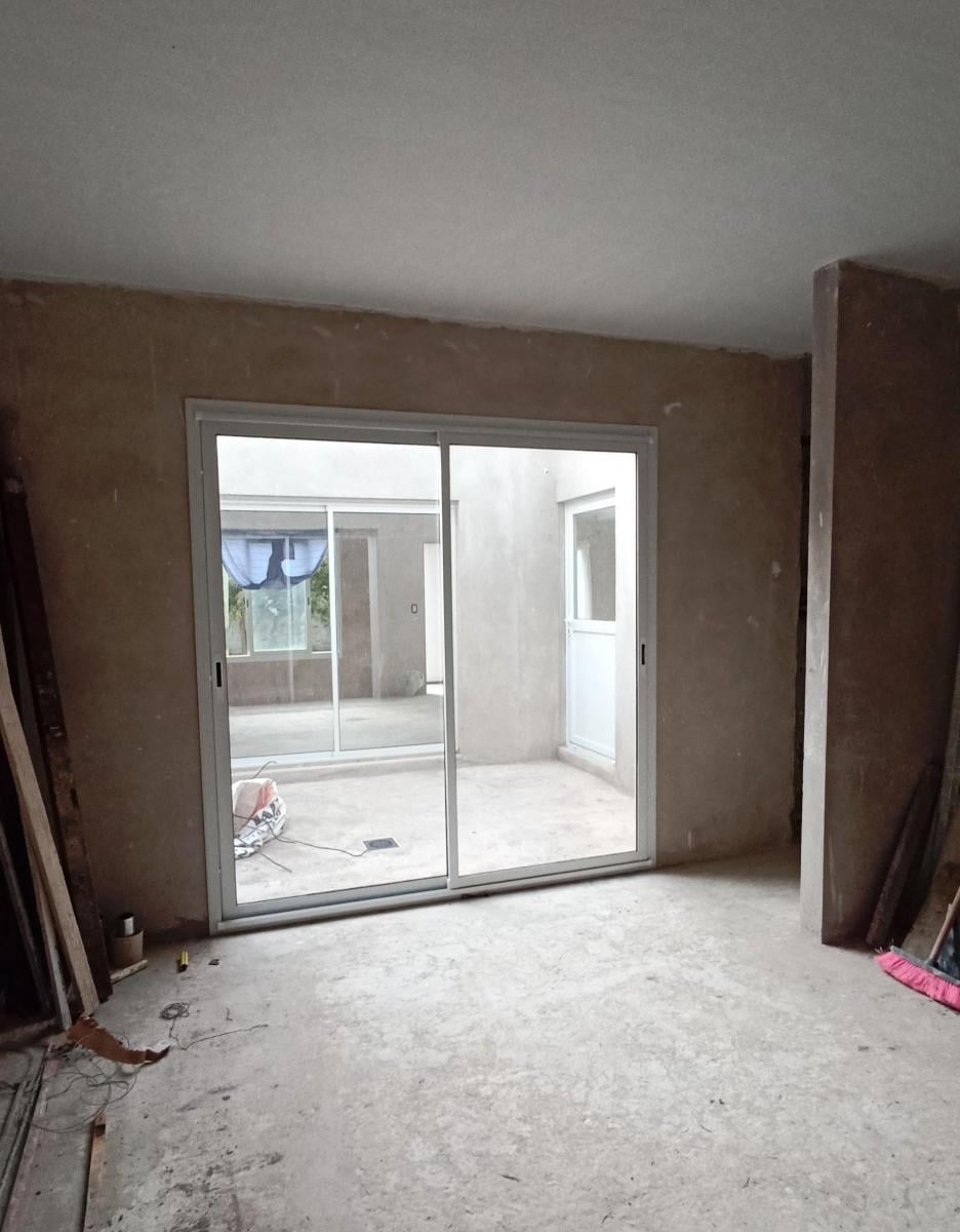 Foto de CASA 3 AMB A ESTRENAR, ESTILO MODERNO, A 6 CUADRAS DE LA COSTA, APTO, imagen 4