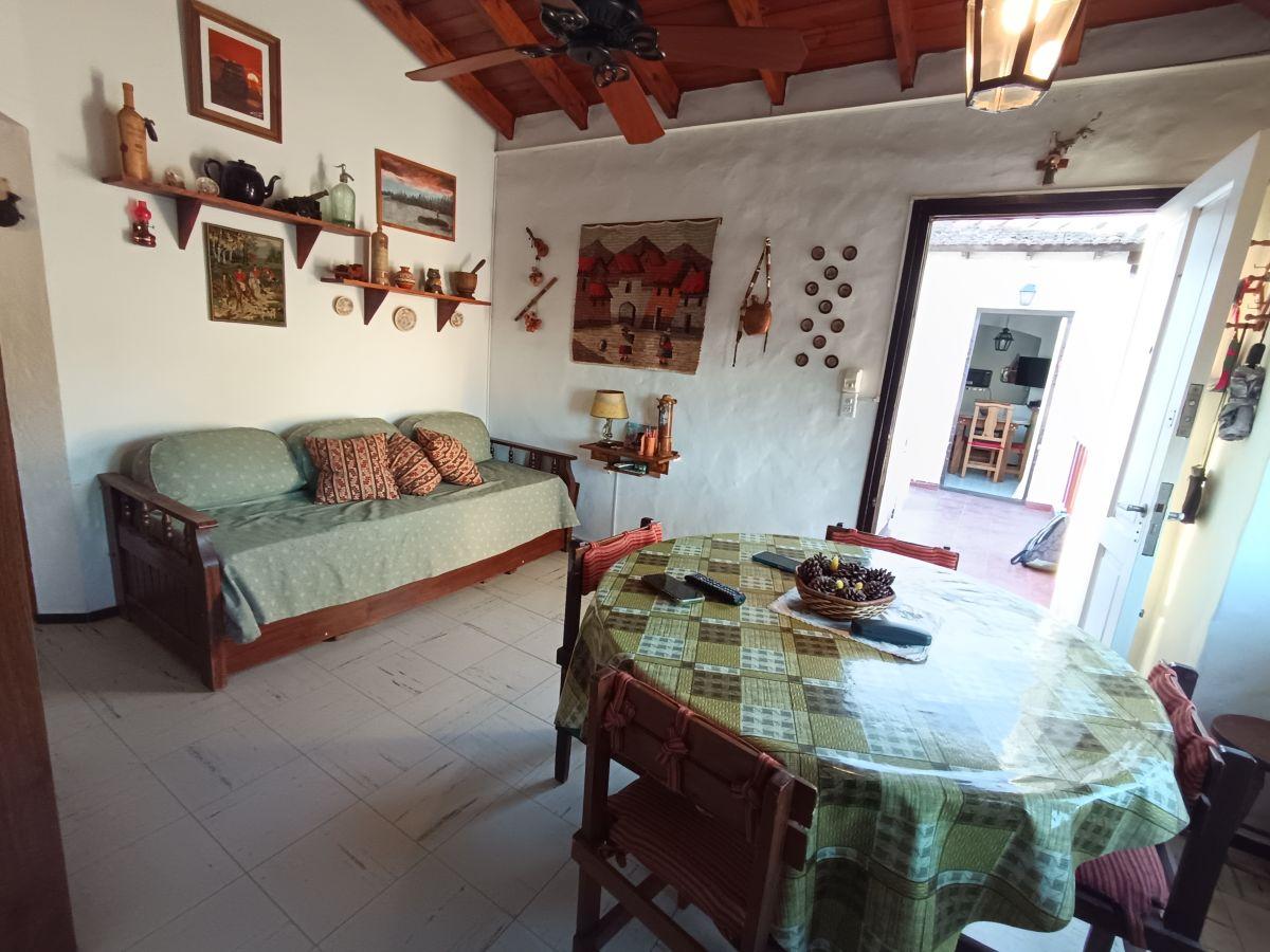 EN VENTA DOS DPTOS 2 AMB EN BLOCK O SEPARADOS, CON COCHERA, A 5 CUADRA DE LA COSTA, ZONA MOGOTES