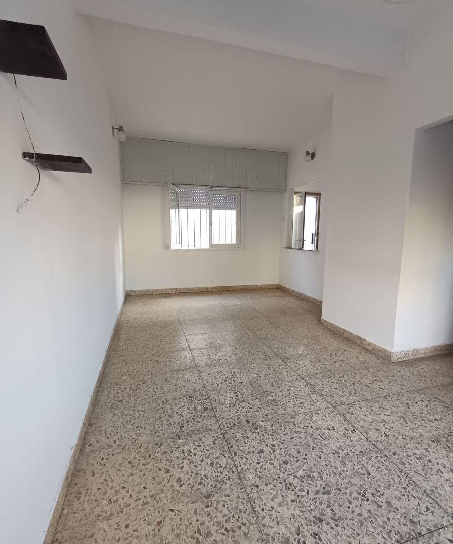 Foto de ALQUILER 24 MESES CASA 3 AMB CON PATIO Y COCHERA EN PUNTA MOGOTES, imagen 2