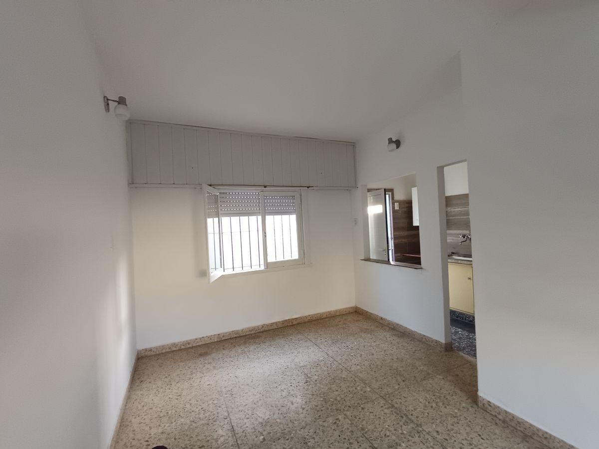 Foto de ALQUILER 24 MESES CASA 3 AMB CON PATIO Y COCHERA EN PUNTA MOGOTES, imagen 5