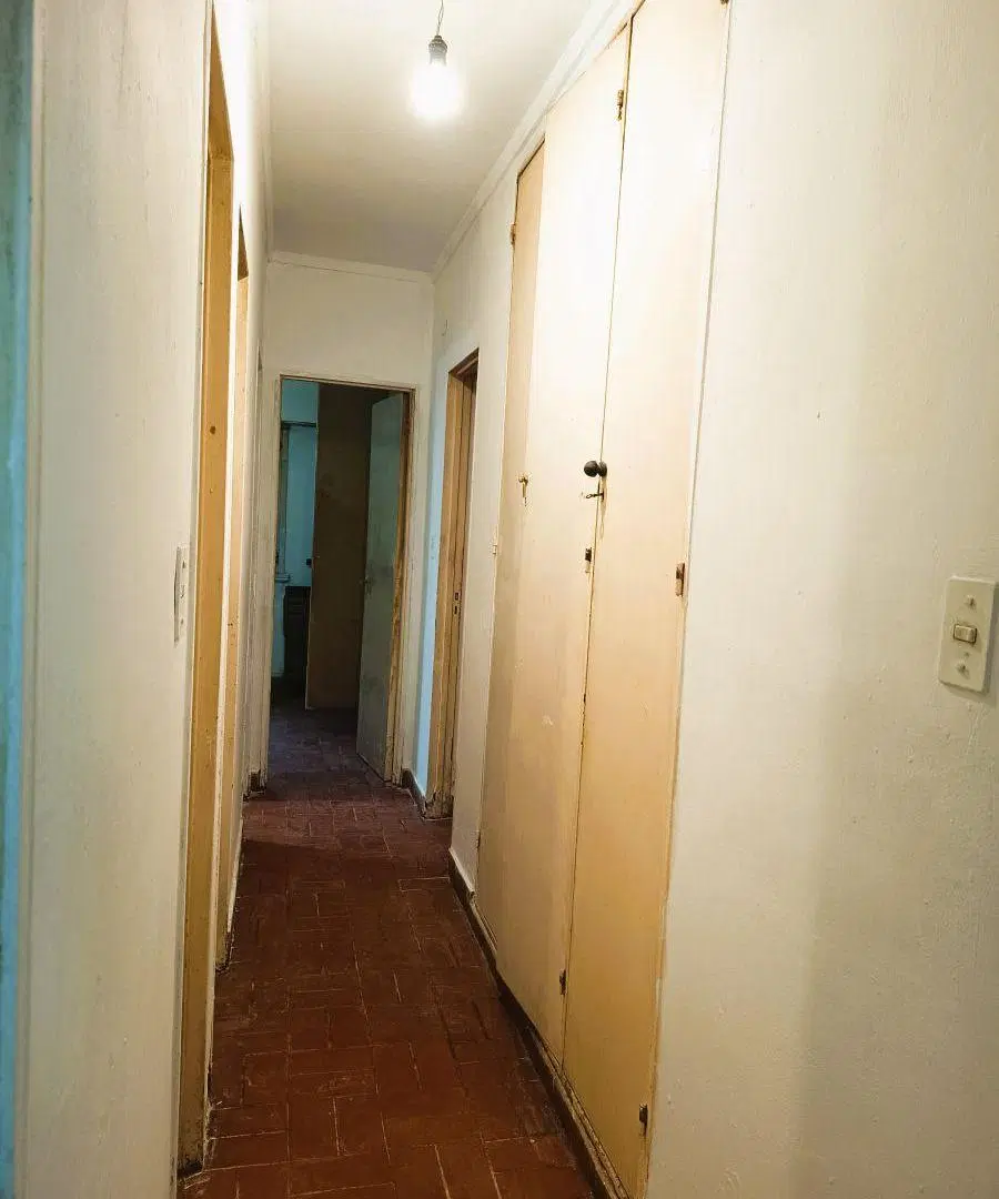 CASA CHALET 4 AMB CON GARAGE Y QUINCHO/DPTO EN PTA MOGOTES, OPORTUNIDAD! 2
