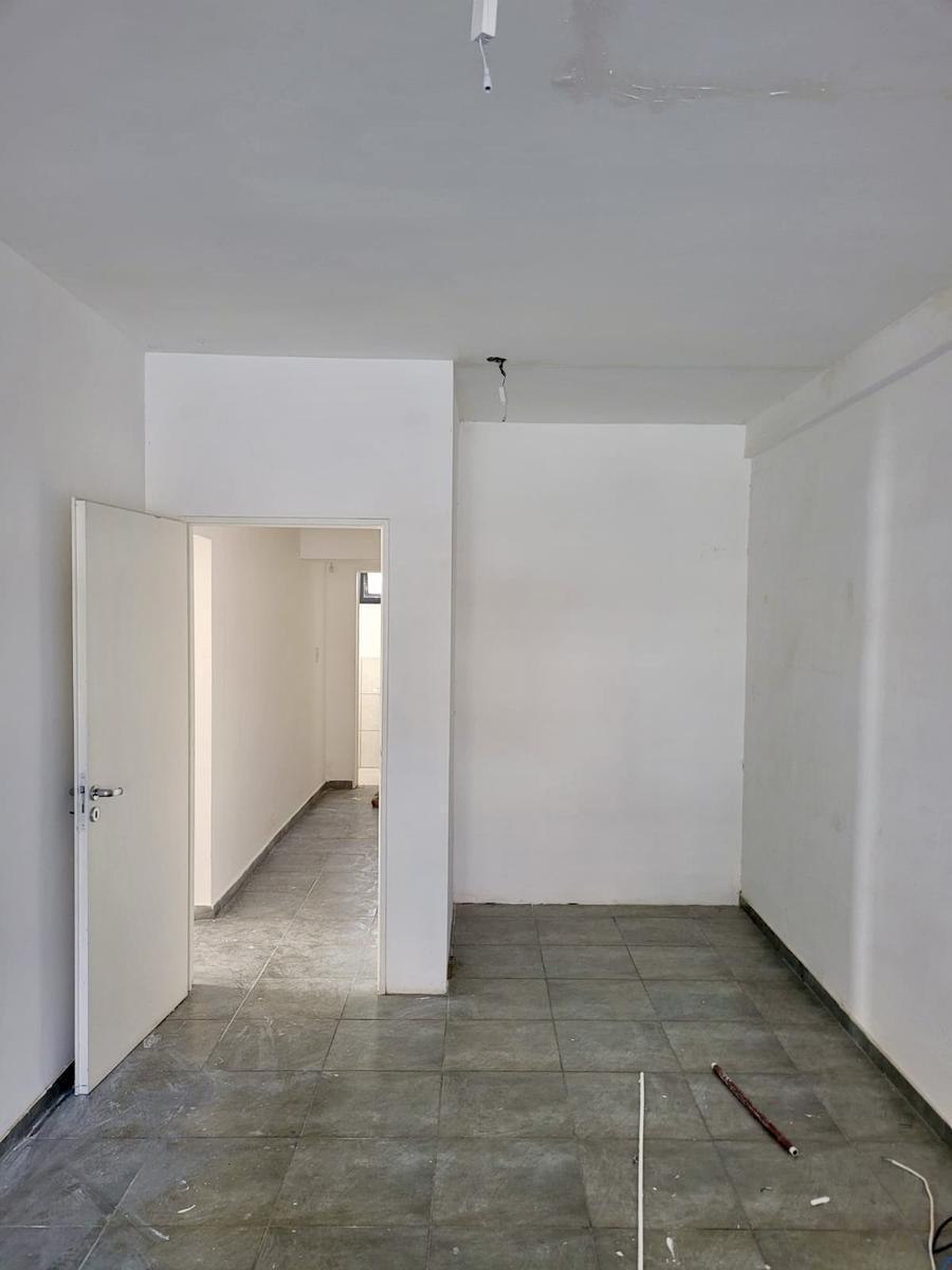 Locales y Dptos - Venta - Tablada Park - Zona Norte 3