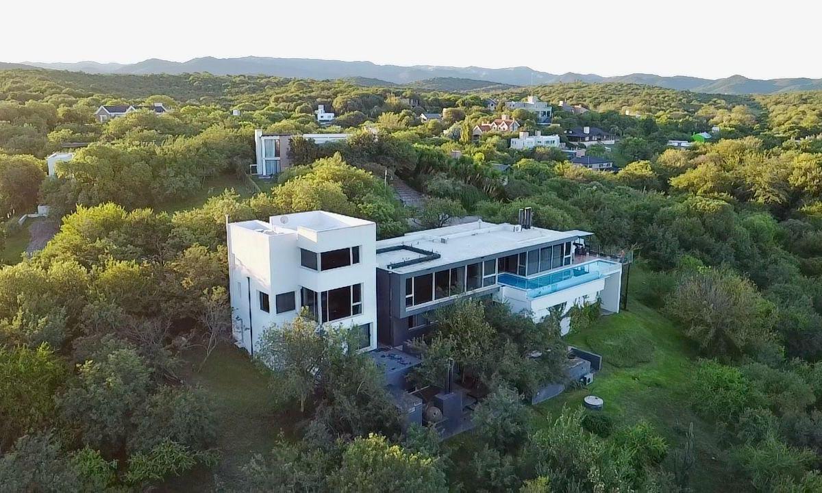 Casa en Venta Country Cuatro Hojas 2