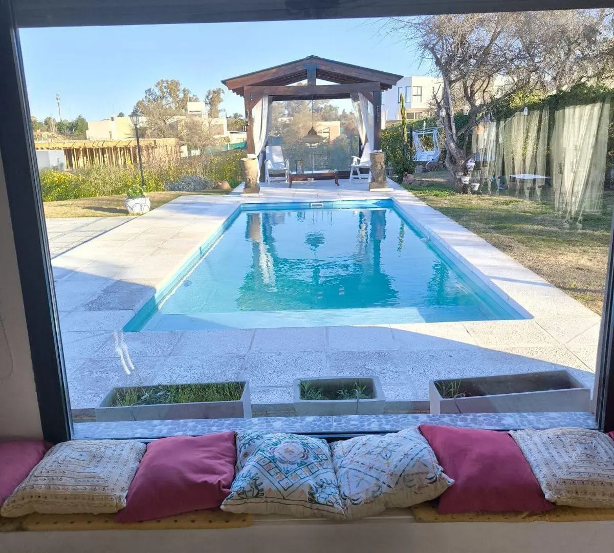 El Golf, B° Privado el Anglo - CASA DE CATEGORIA -3 DORM - VENTA 3