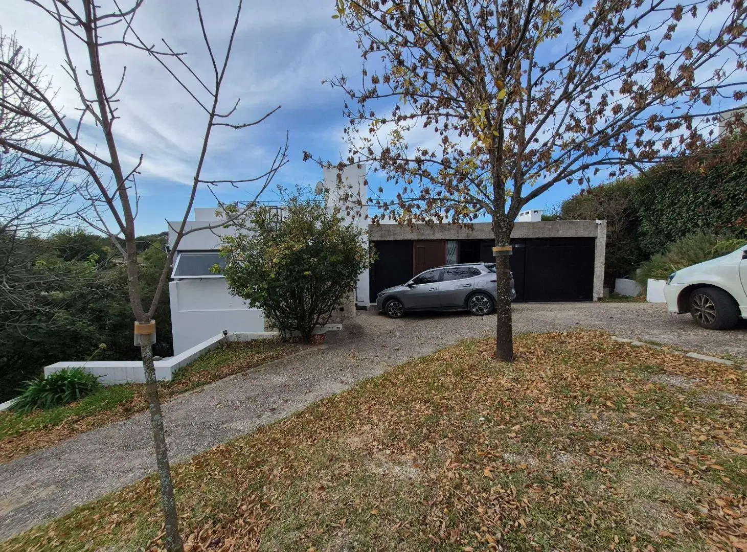 B° ESTANCIA Q2, MENDIOLAZA - CASA DE CATEGORIA-  VENTA 4