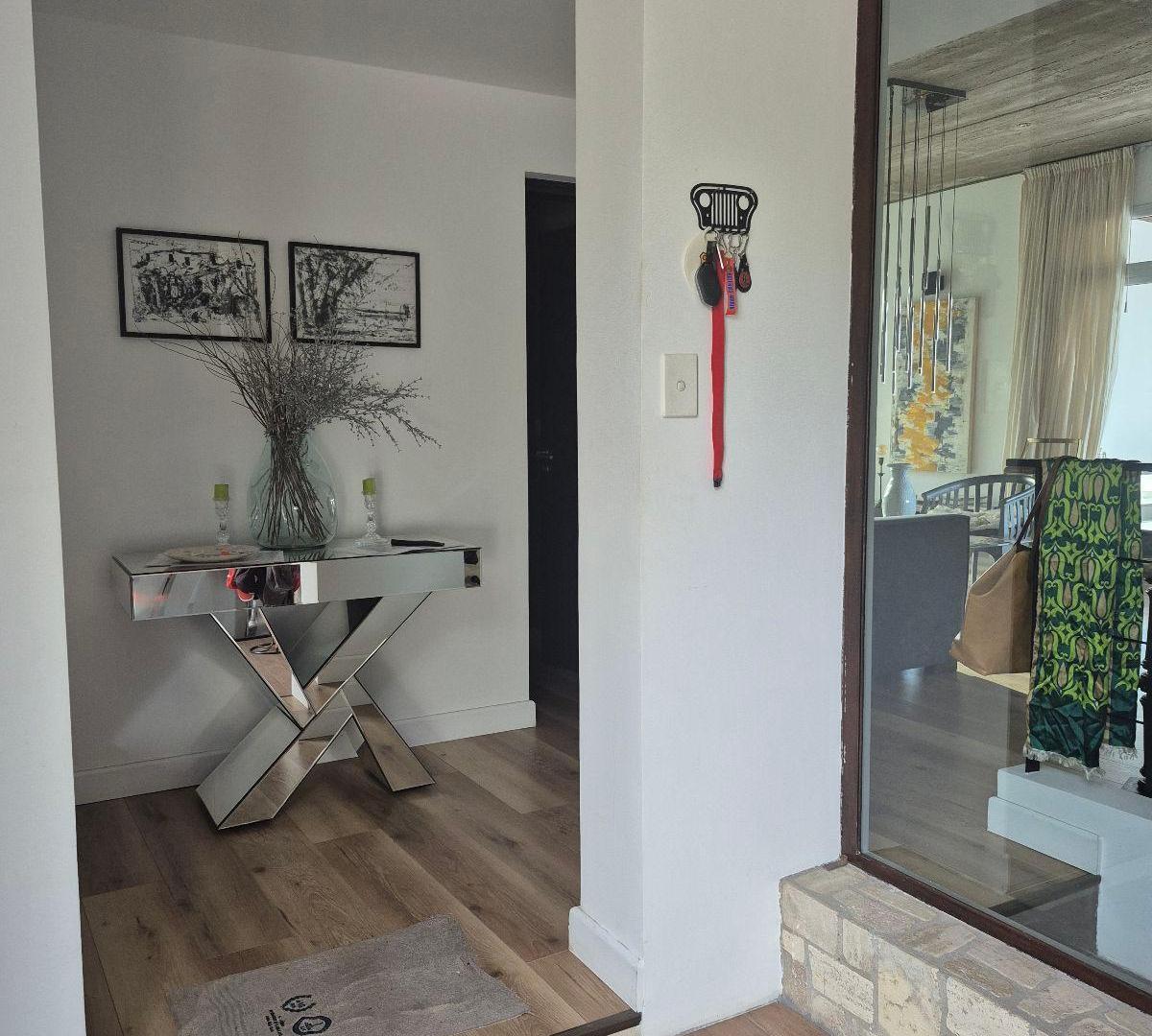Foto de B° ESTANCIA Q2, MENDIOLAZA - CASA DE CATEGORIA- VENTA, imagen 5