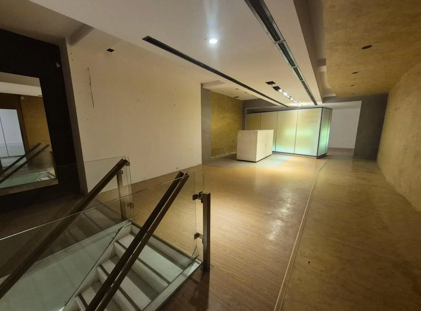 B°CENTRO - IMPORTANTE LOCAL PEATONAL -ALQUILER 2