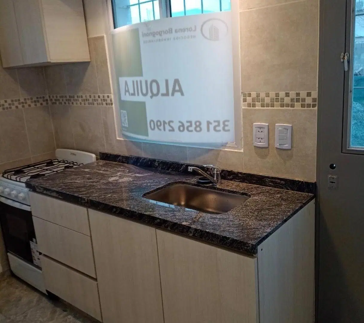 B°VALLE CERCANO - CASA- 1 DORM- ALQUILER 2