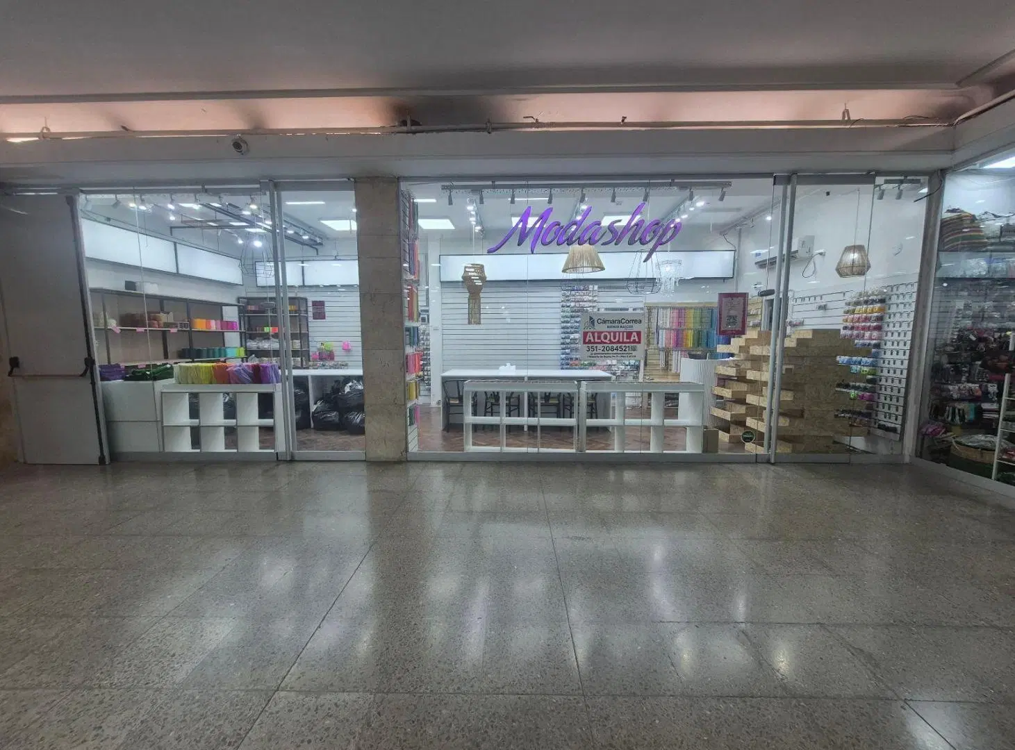 B° CENTRO - LOCAL-ALQUILER- GALERIA SAN MARTIN 3