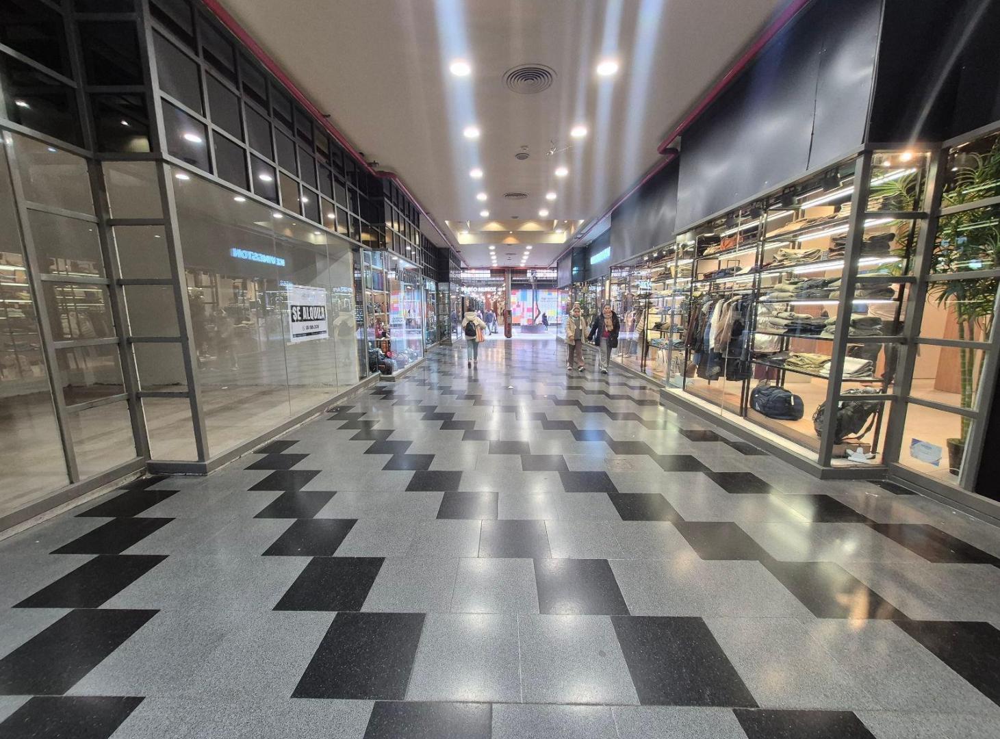 Foto de B° CENTRO - GALERIA ORIENTAL - ALQUILER, imagen 2