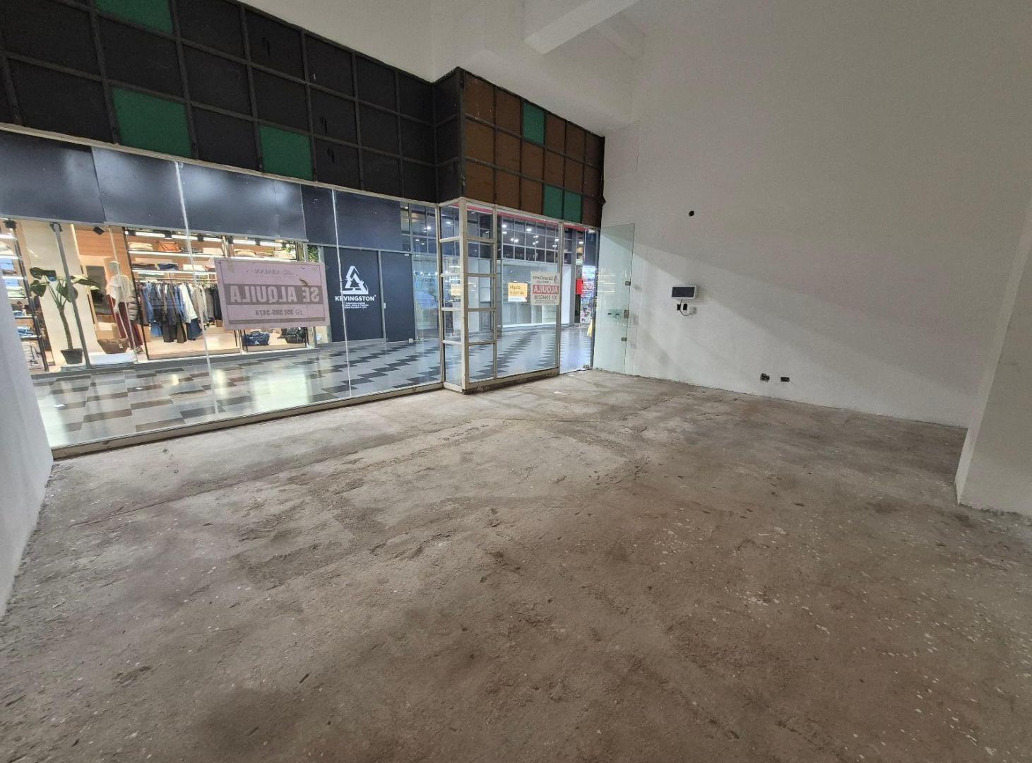 Foto de B° CENTRO - GALERIA ORIENTAL - ALQUILER, imagen 3