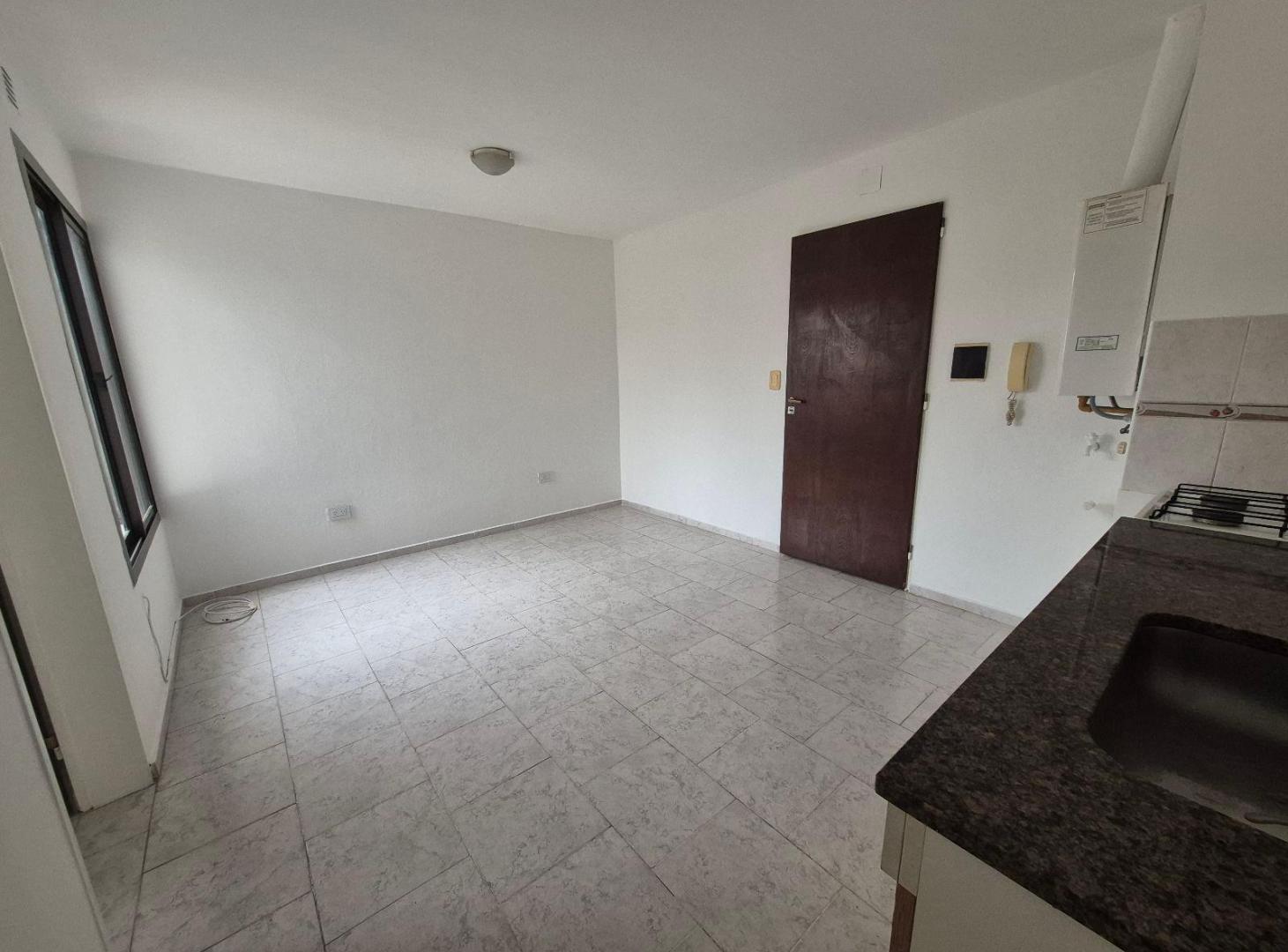 Foto de B° CENTRO - DEPTO - 1 DORM - ALQUILER, imagen 2
