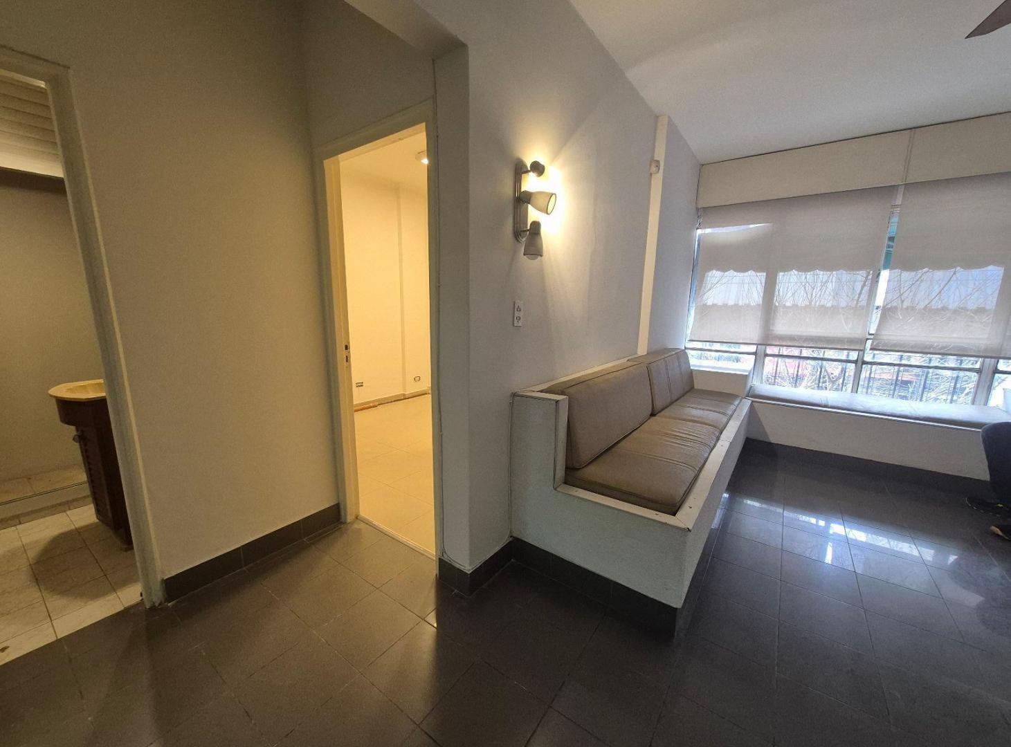 Foto de B° OFICINA/ CONSULTORIO ODONTOLOGICO- ALQUILER -3 PRIVADOS- CENTRO, imagen 5