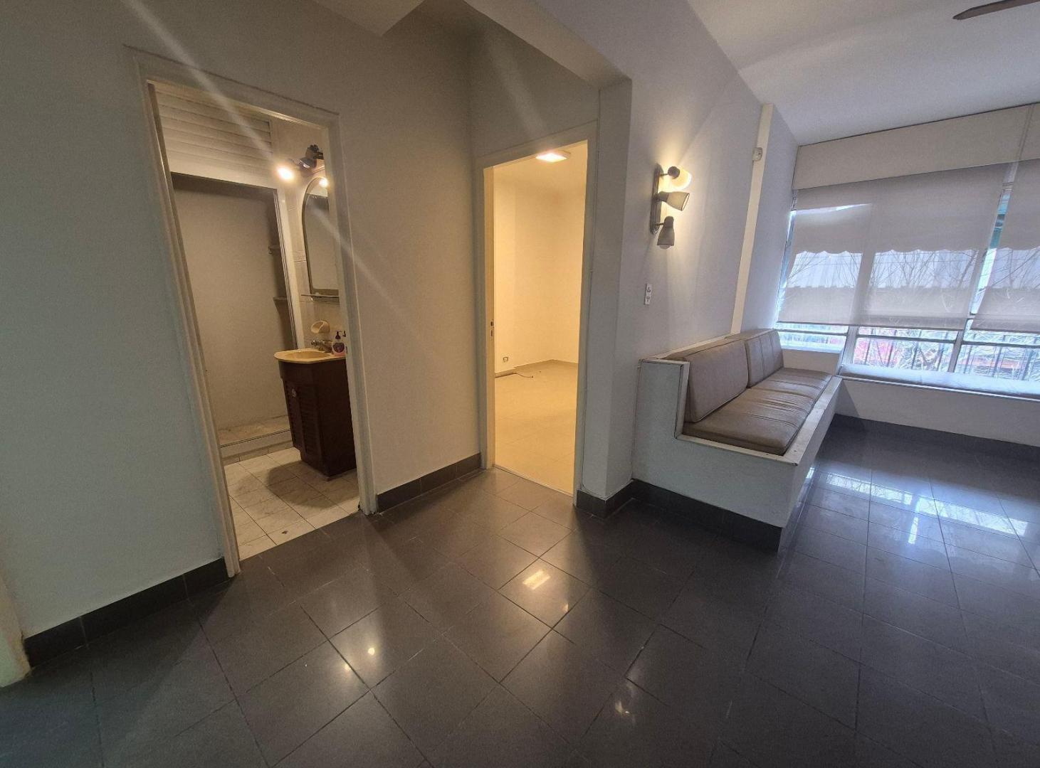 Foto de B° OFICINA/ CONSULTORIO ODONTOLOGICO- ALQUILER -3 PRIVADOS- CENTRO, imagen 2