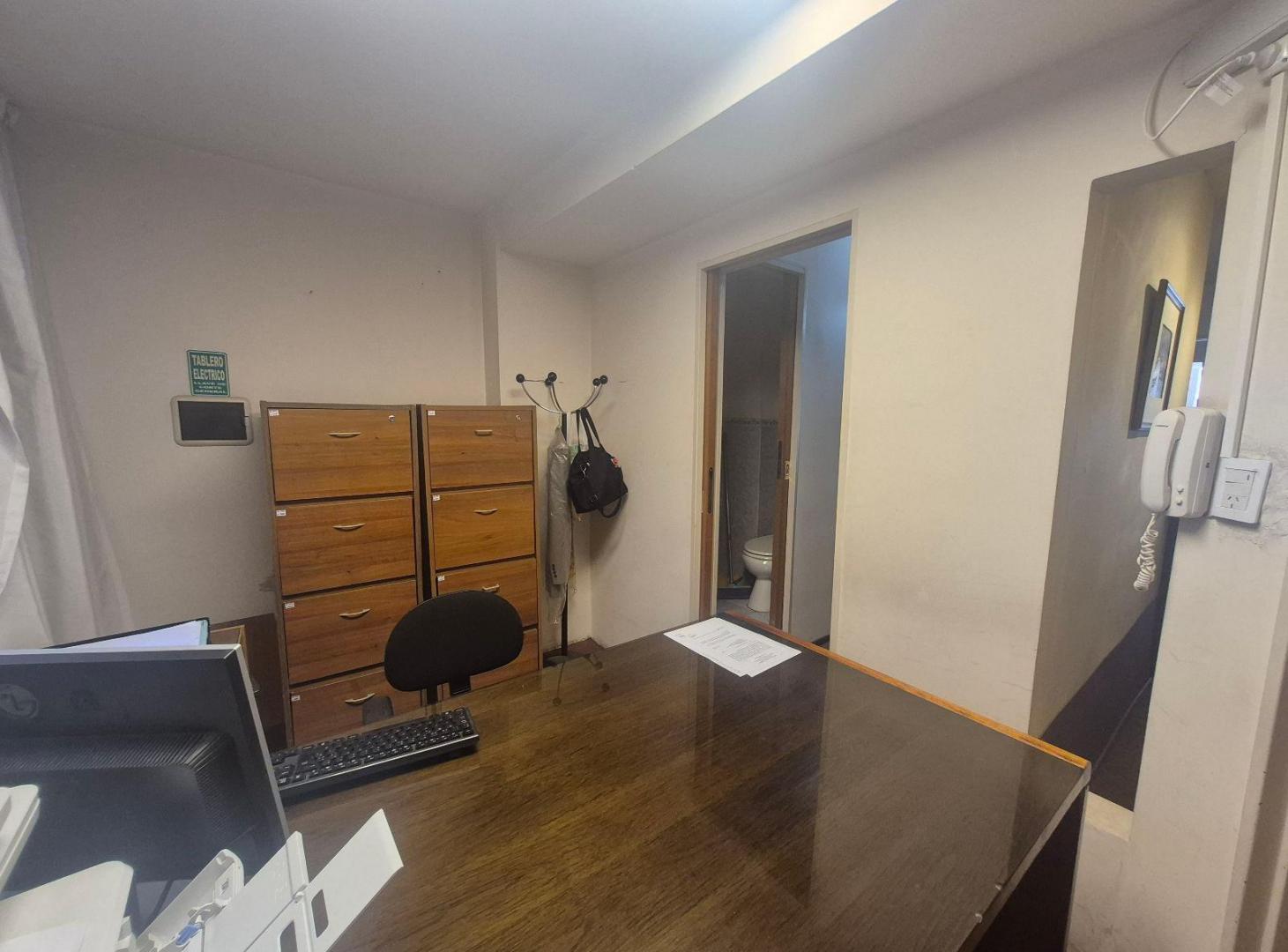 Foto de B° CENTRO - OFICINA - 2 PRIVADOS- ALQUILER, imagen 5
