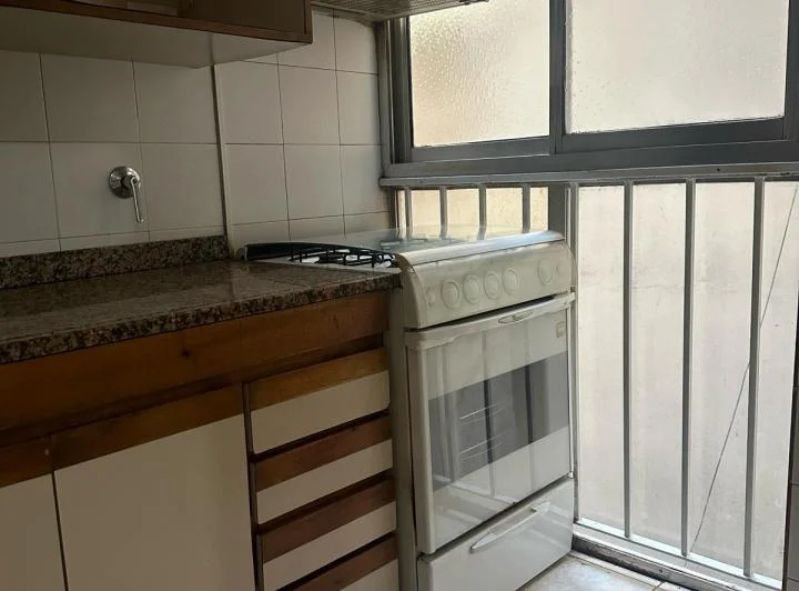 Amplio  2 ambientes  en Recoleta 3