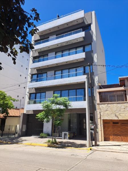 PISO DE 4 AMBIENTES TERRAZA y COCHERA NUEVO GUEMES