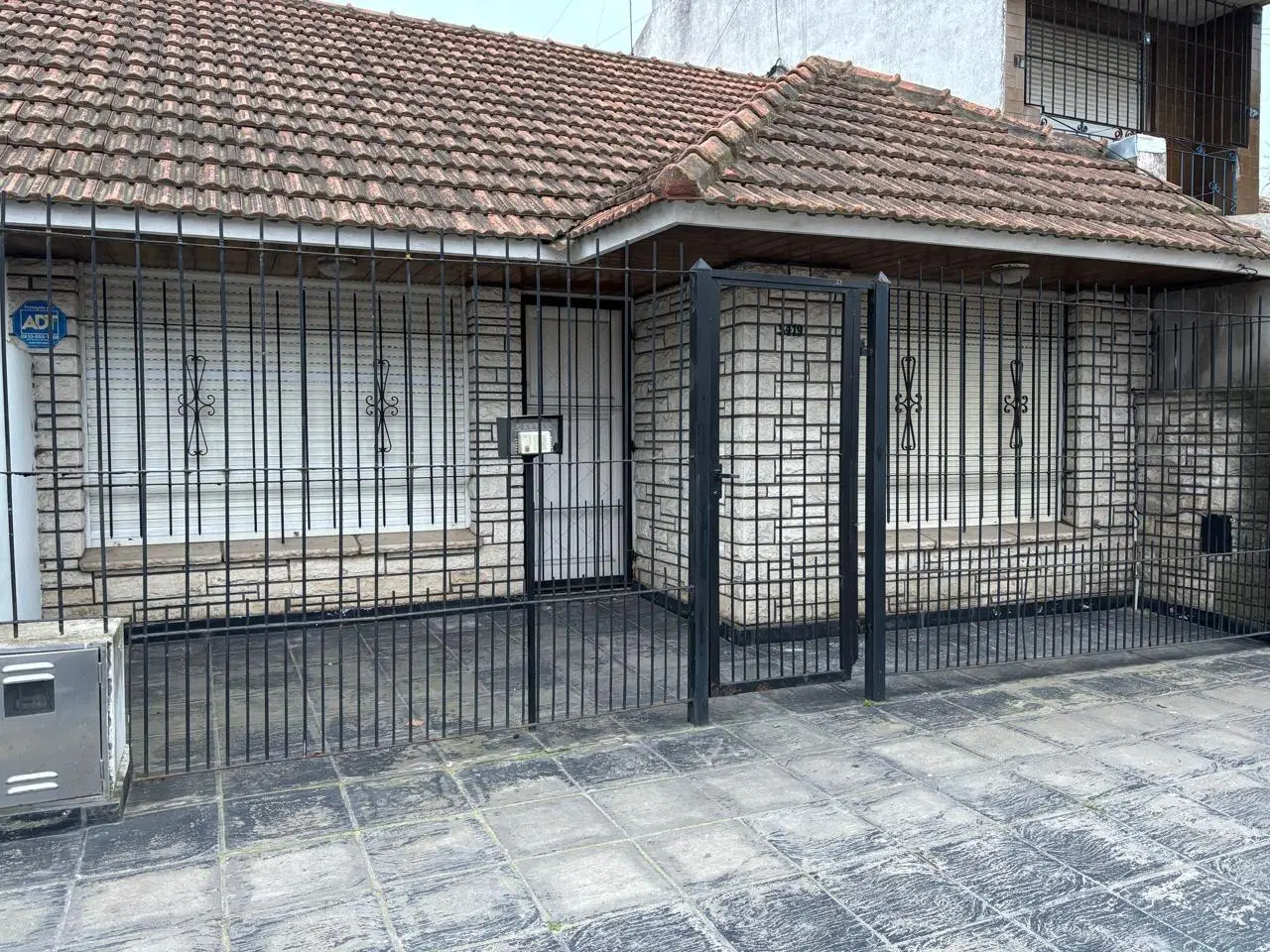 Casa en Alquiler en Villa Primera 1