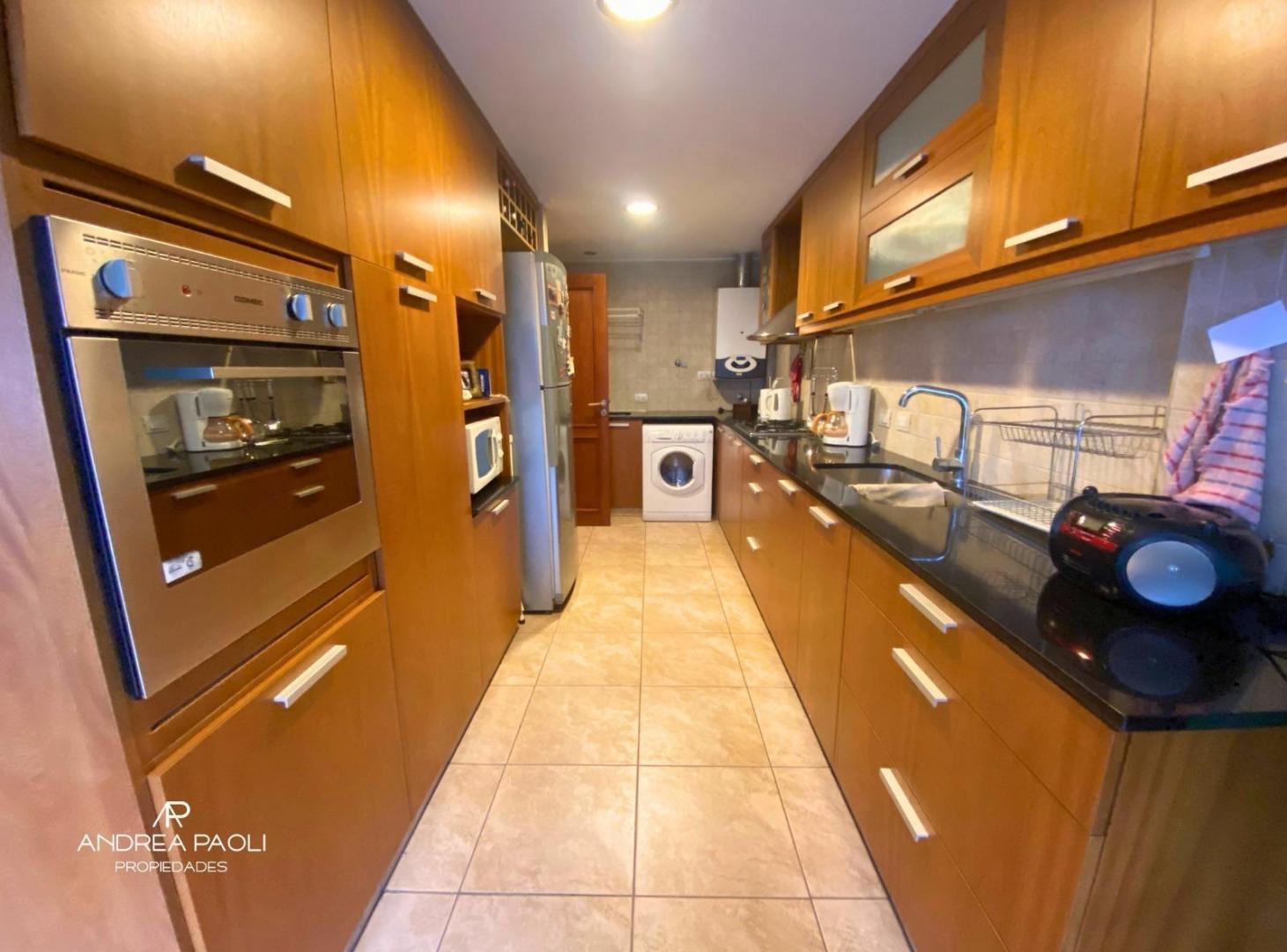 Foto de Departamento de 3 ambientes en Plaza Mitre, imagen 2