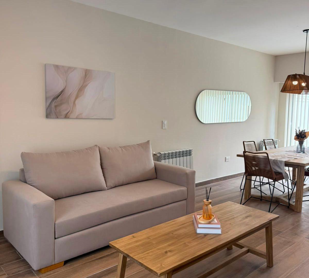 Foto de Excelente Duplex de 4 ambientes y garage Parque Luro Apto Credito, imagen 2