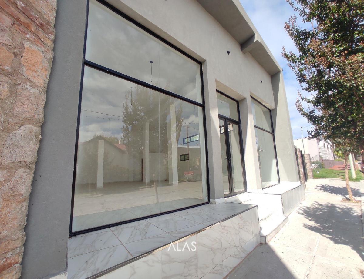 Local Comercial en Venta - Barrio Centro - La Cumbre - D130 3