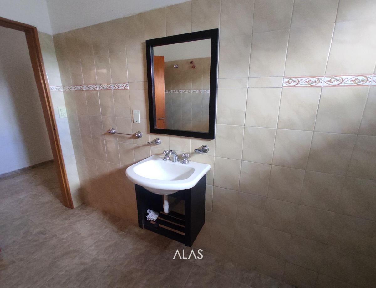 Casa en Venta - Barrio La Cañada - Villa Giardino - A315 5