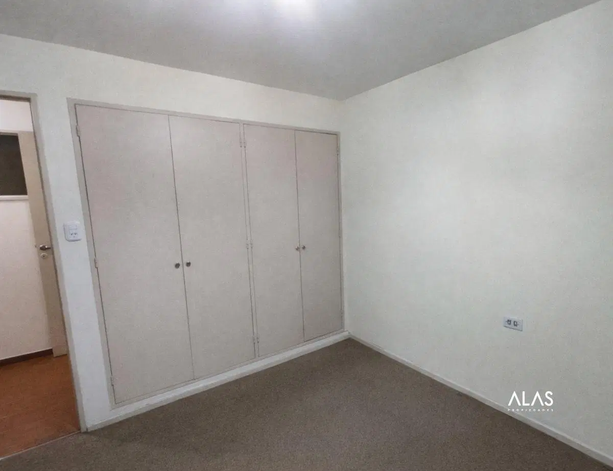 Departamento de 114 m² con 2 dormitorios en venta en Centro, La Falda 3