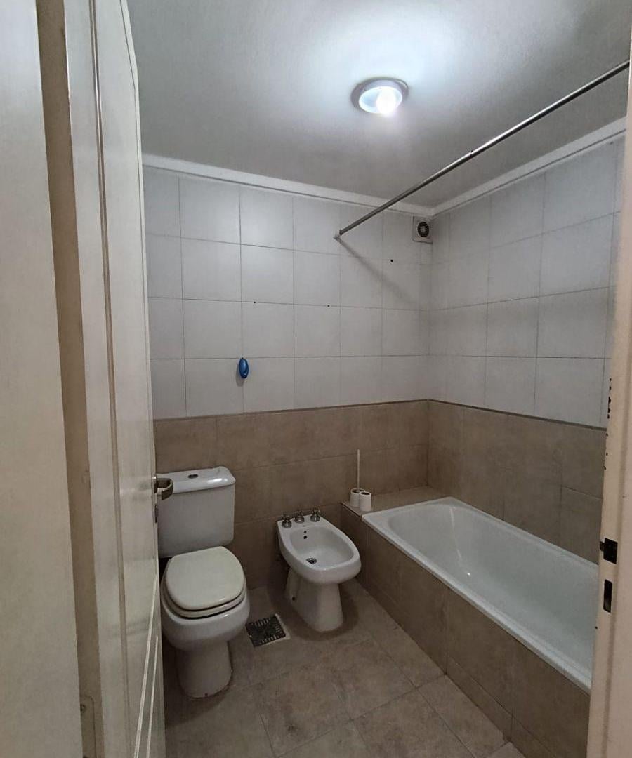 Foto de Monoambiente de categoría con balcón terraza | Centro, Moreno 545, imagen 3
