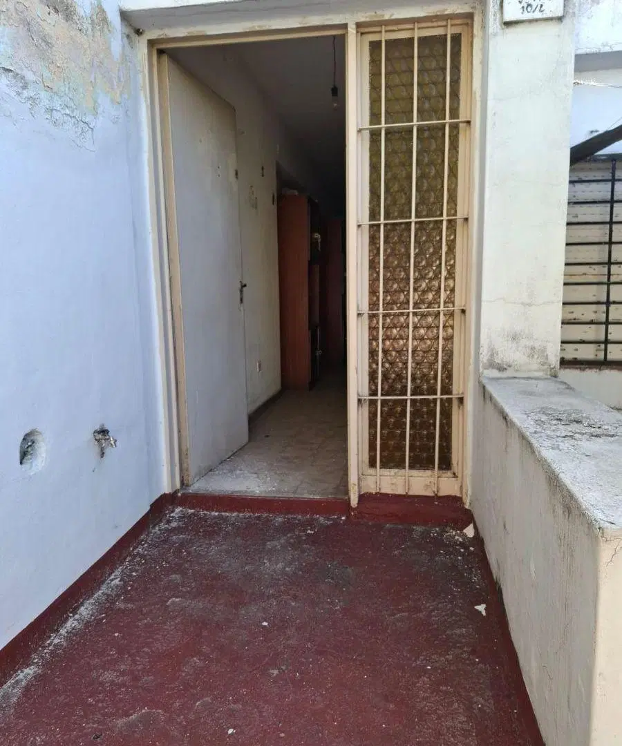 CASA A RECICLAR Bº BELLA VISTA 2