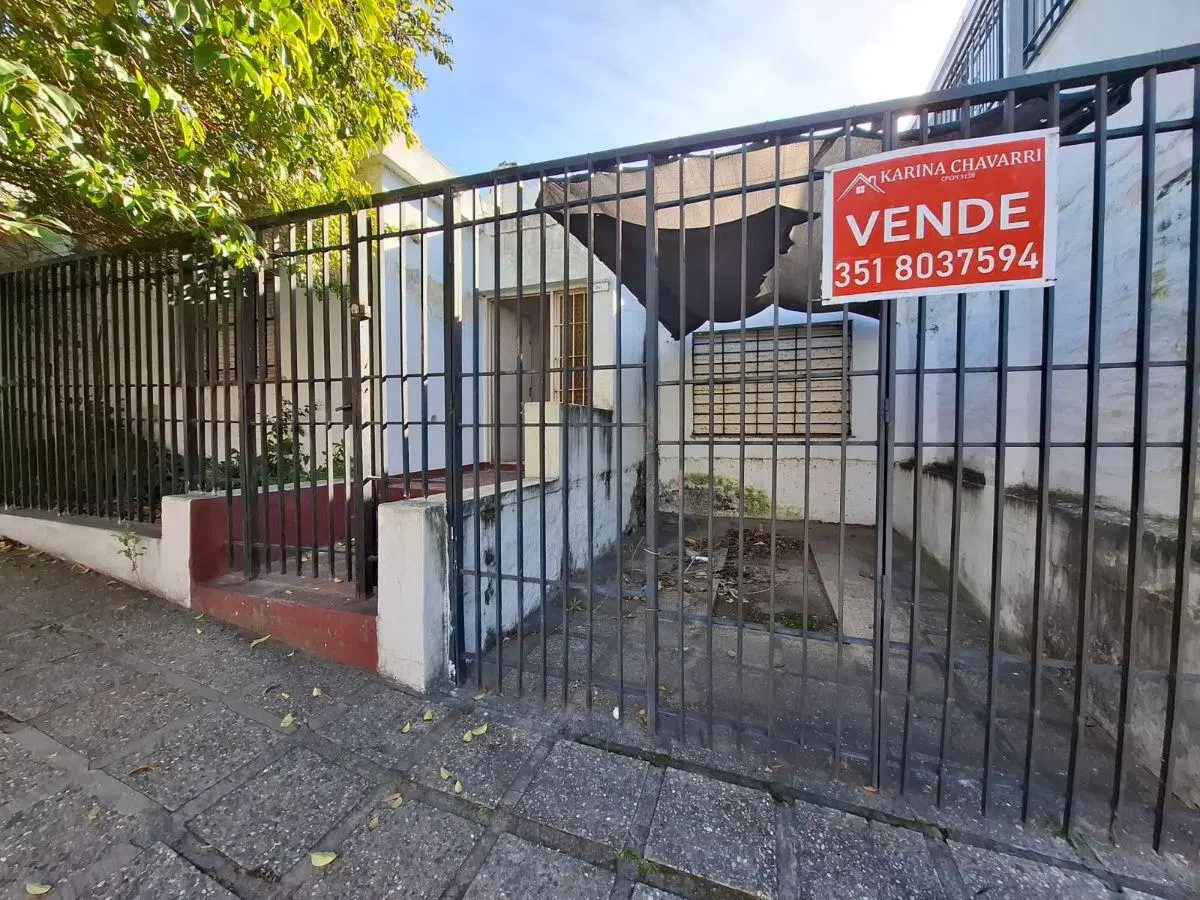 CASA A RECICLAR Bº BELLA VISTA 5