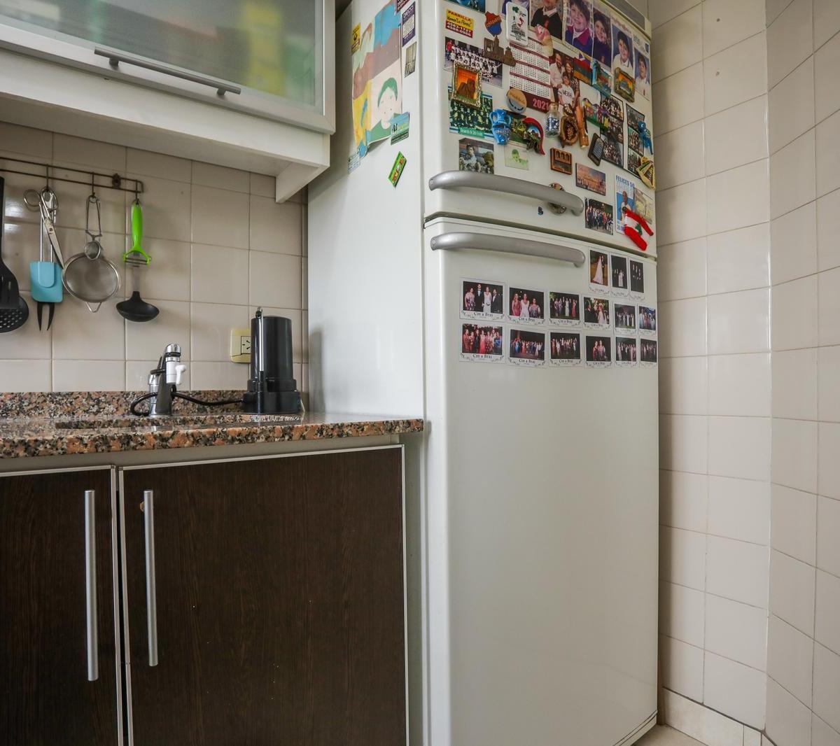 Apto Credito Hipotecario! Venta de Tres Ambientes con Cochera y Baulera en Torre. La Paternal 5