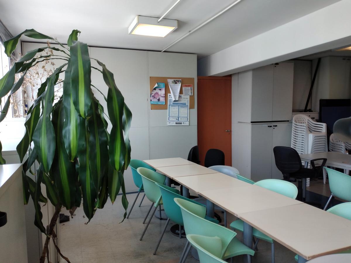 Foto de Venta oficina en piso alto con vista abierta - Microcentro - Subte B, imagen 2