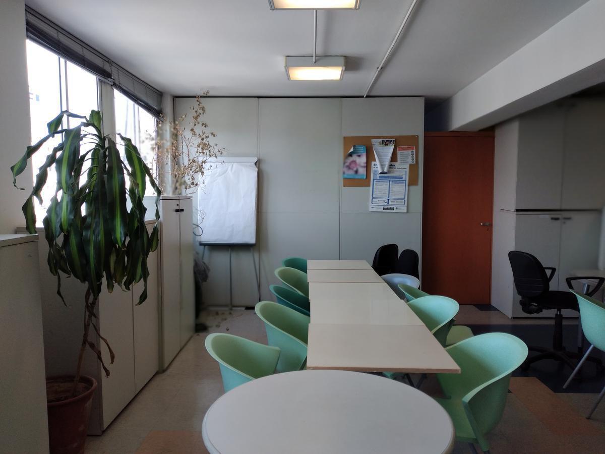 Foto de Venta oficina en piso alto con vista abierta - Microcentro - Subte B, imagen 4