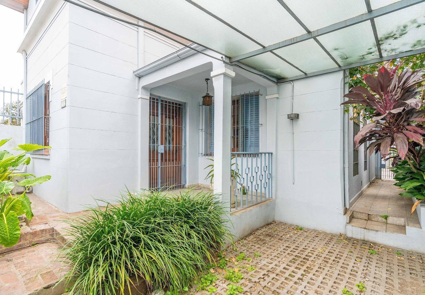 Excelente casa remodelada con estilo único