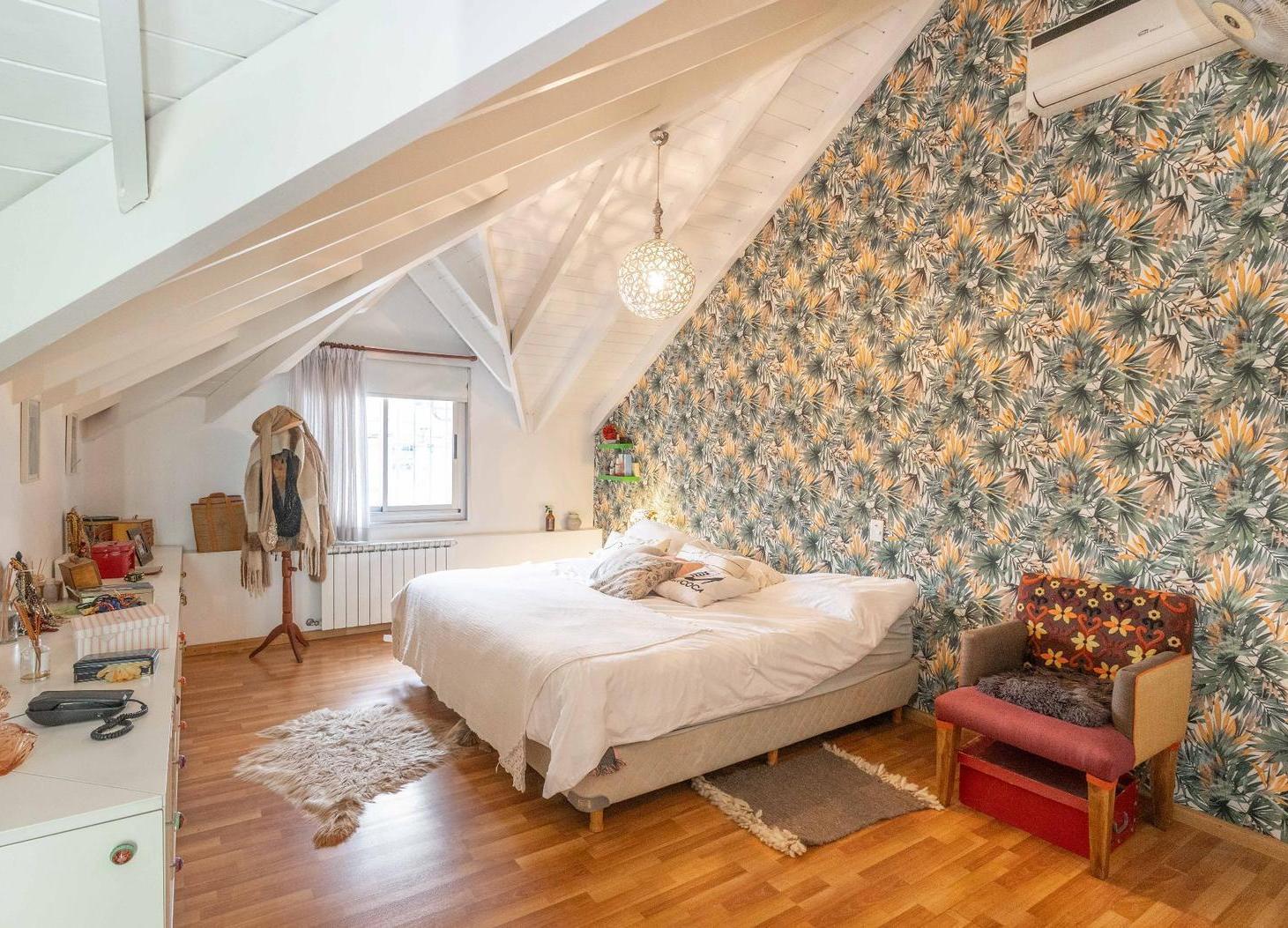 Excelente casa remodelada con estilo único
