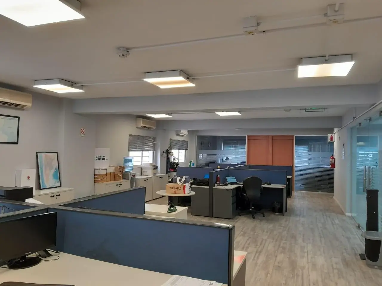 Venta piso de oficina remodelado  en Maipú y Lavalle 2